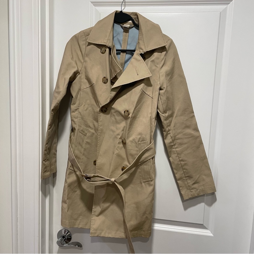 Old navy beige trench coat/pea coat. Lightweight size XS
